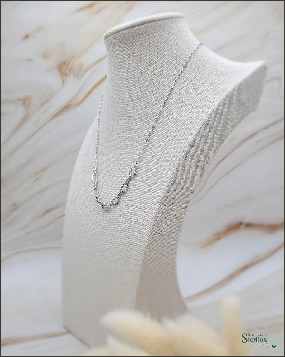 Sterling Silver Heirloom Necklace in Rhodium