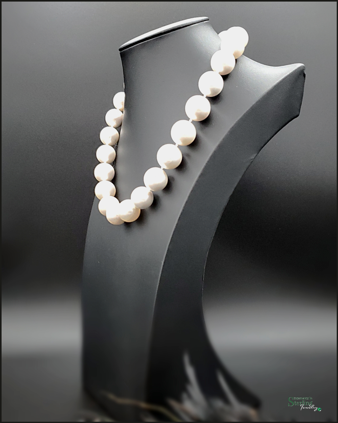 Vintage White Shell Pearl and Sterling Silver Necklace