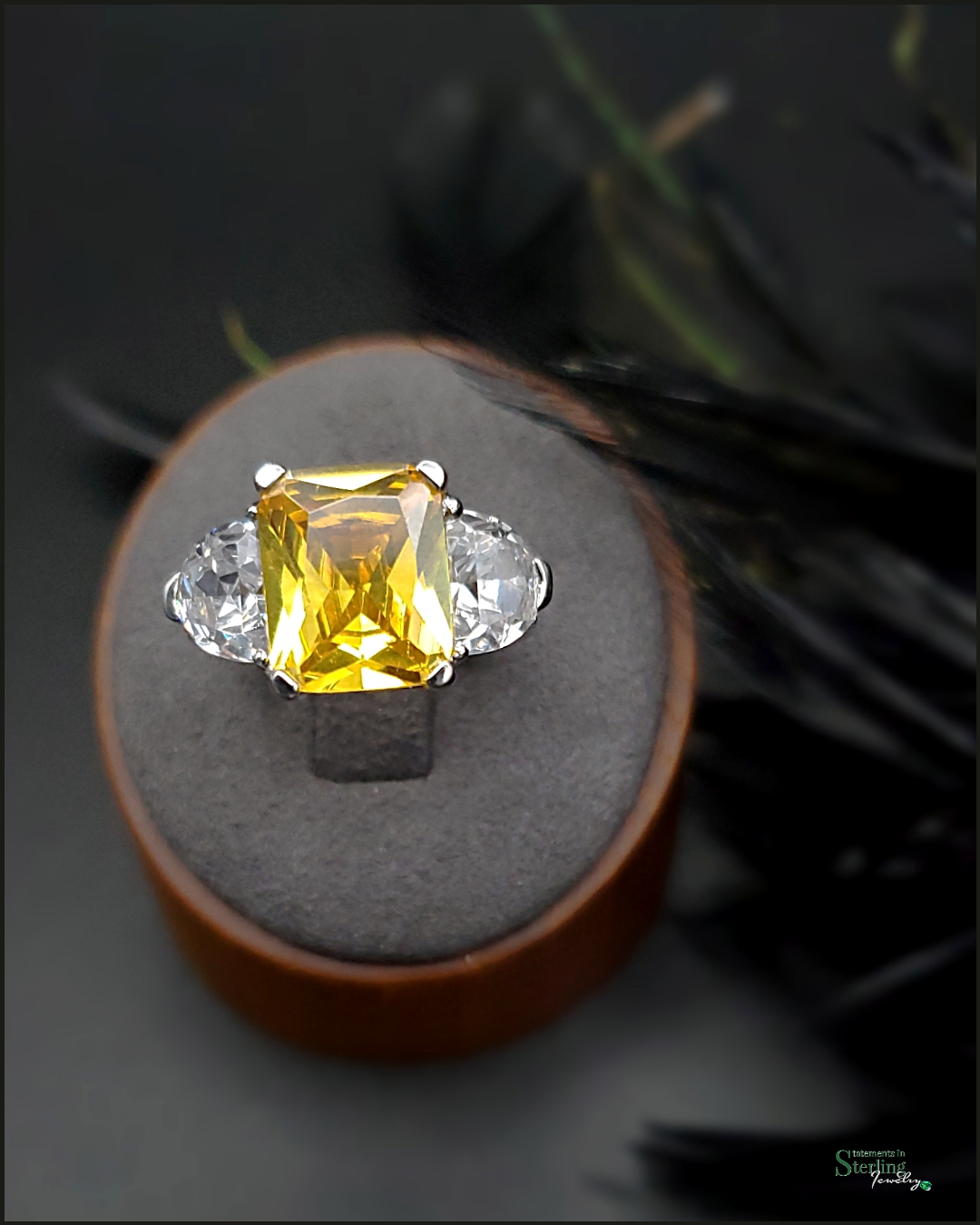 Vintage Sterling Silver Canary Cubic Zirconia Ring