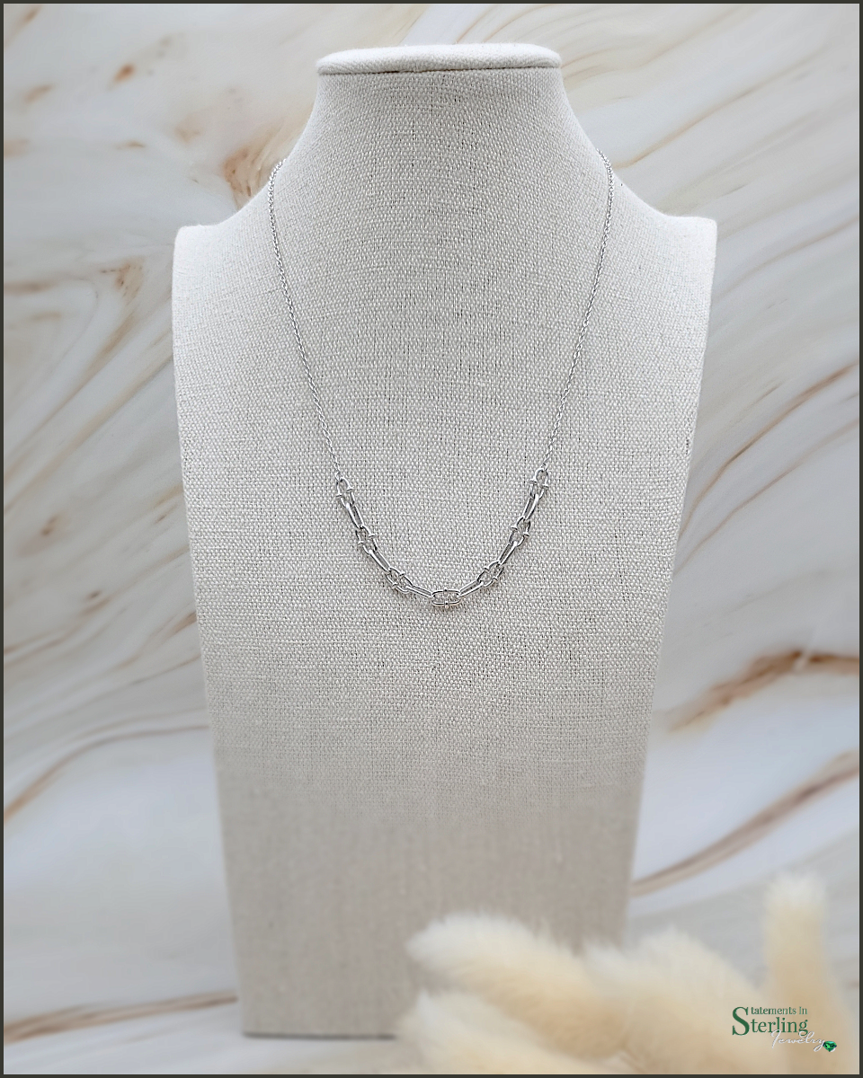 Sterling Silver Heirloom Necklace in Rhodium