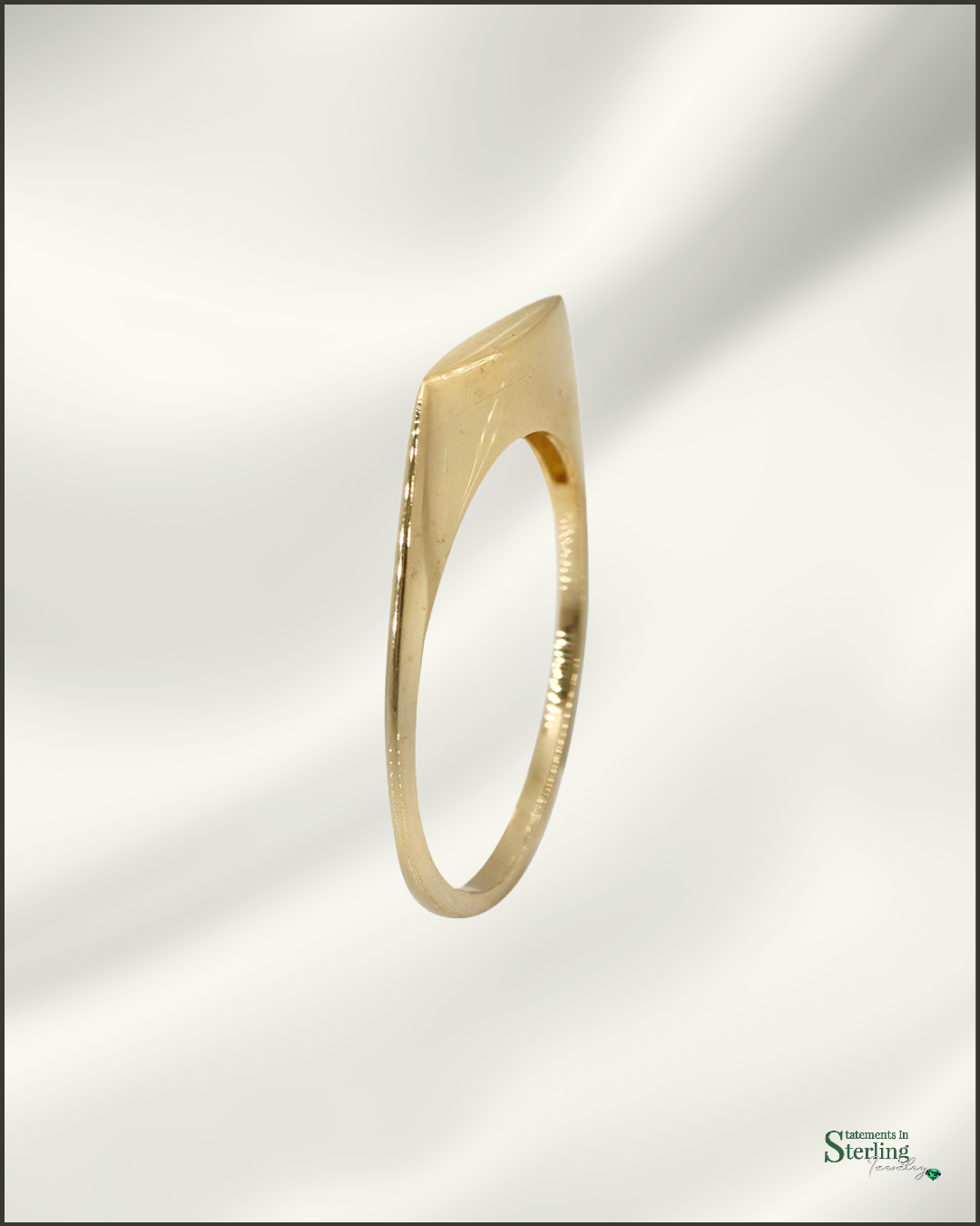 10k Gold Abstract Marquis Ring