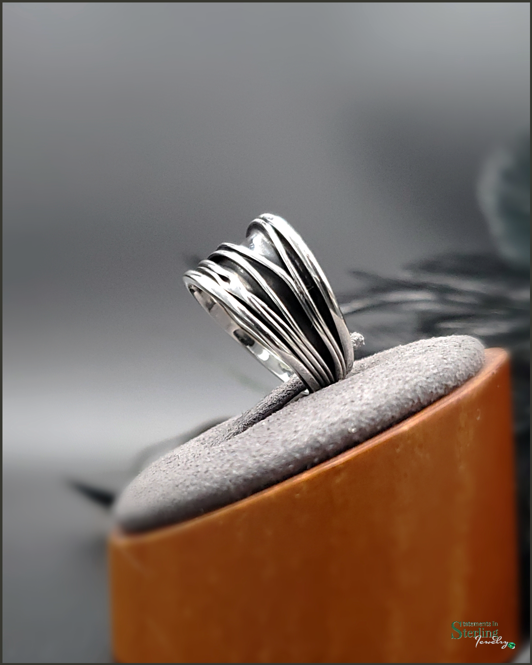 Sterling Silver Crinkle Petite Ring in Oxidized