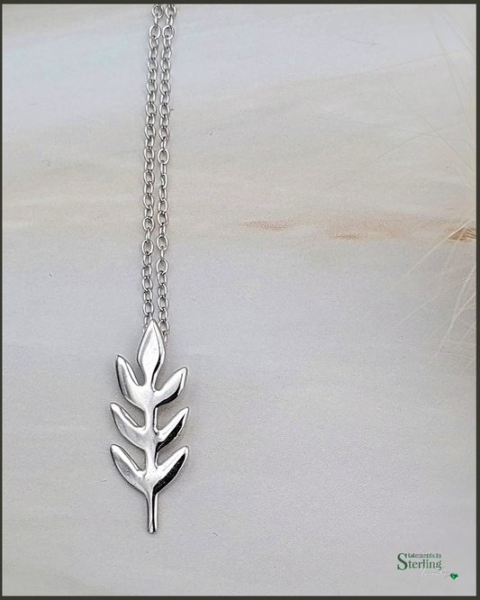 Sterling Silver Petite Leaf Necklace in Rhodium