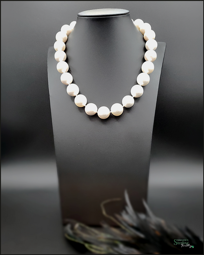 Vintage White Shell Pearl and Sterling Silver Necklace