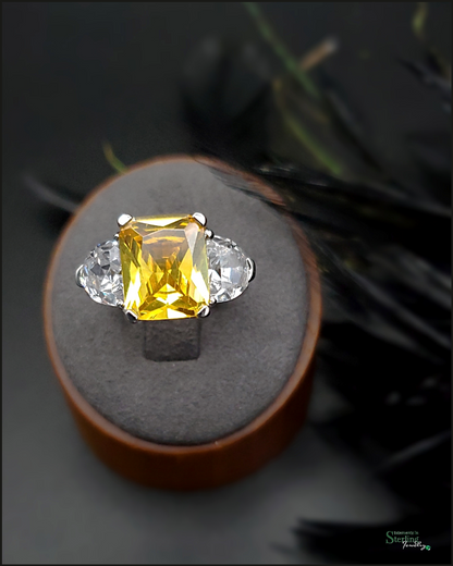 Vintage Sterling Silver Canary Cubic Zirconia Ring
