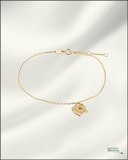 10k Gold Key to Her Heart Bracelet