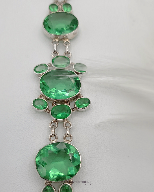 <transcy>Quartz Obtenez votre bracelet vert</transcy>