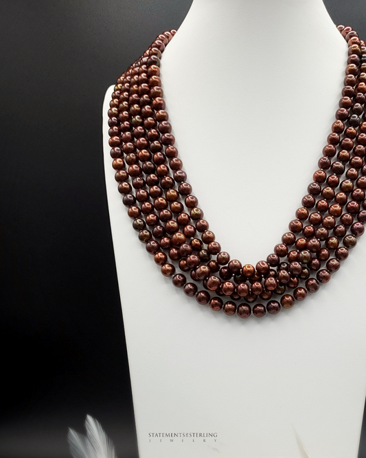 Freshwater Pearl Necklace in Chocolate