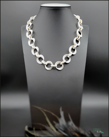 Vintage Sterling Silver Status Link Necklace