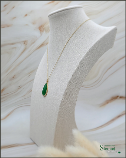 Agate and Sterling Silver Teardrop Necklace in Gold