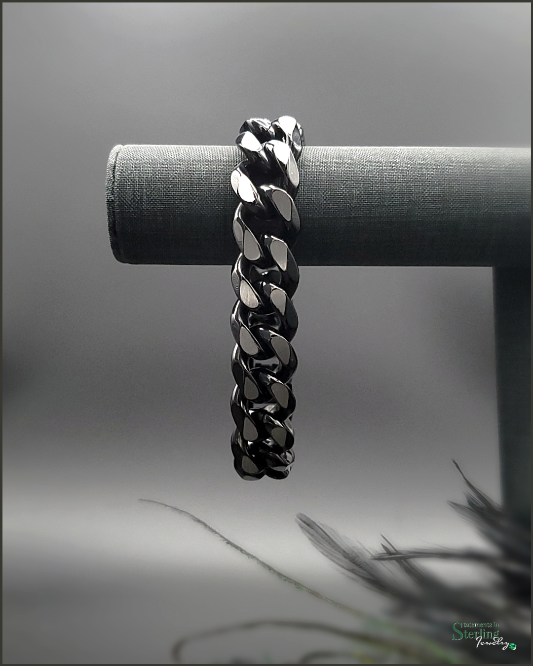 Stainless Steel Curb Link Bracelet in Oxidized