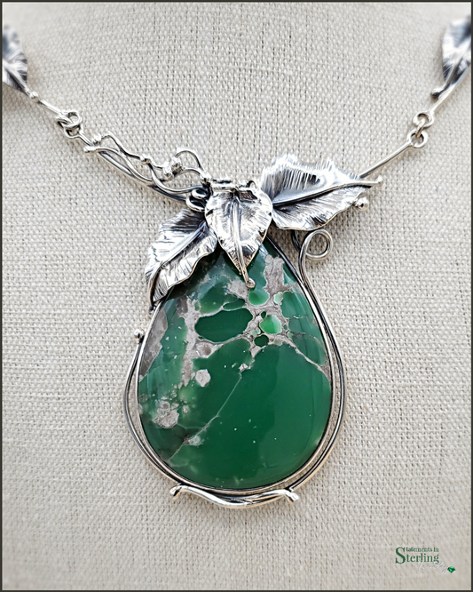 Rare Ma Sit Sit and Sterling Silver Leaves Necklace