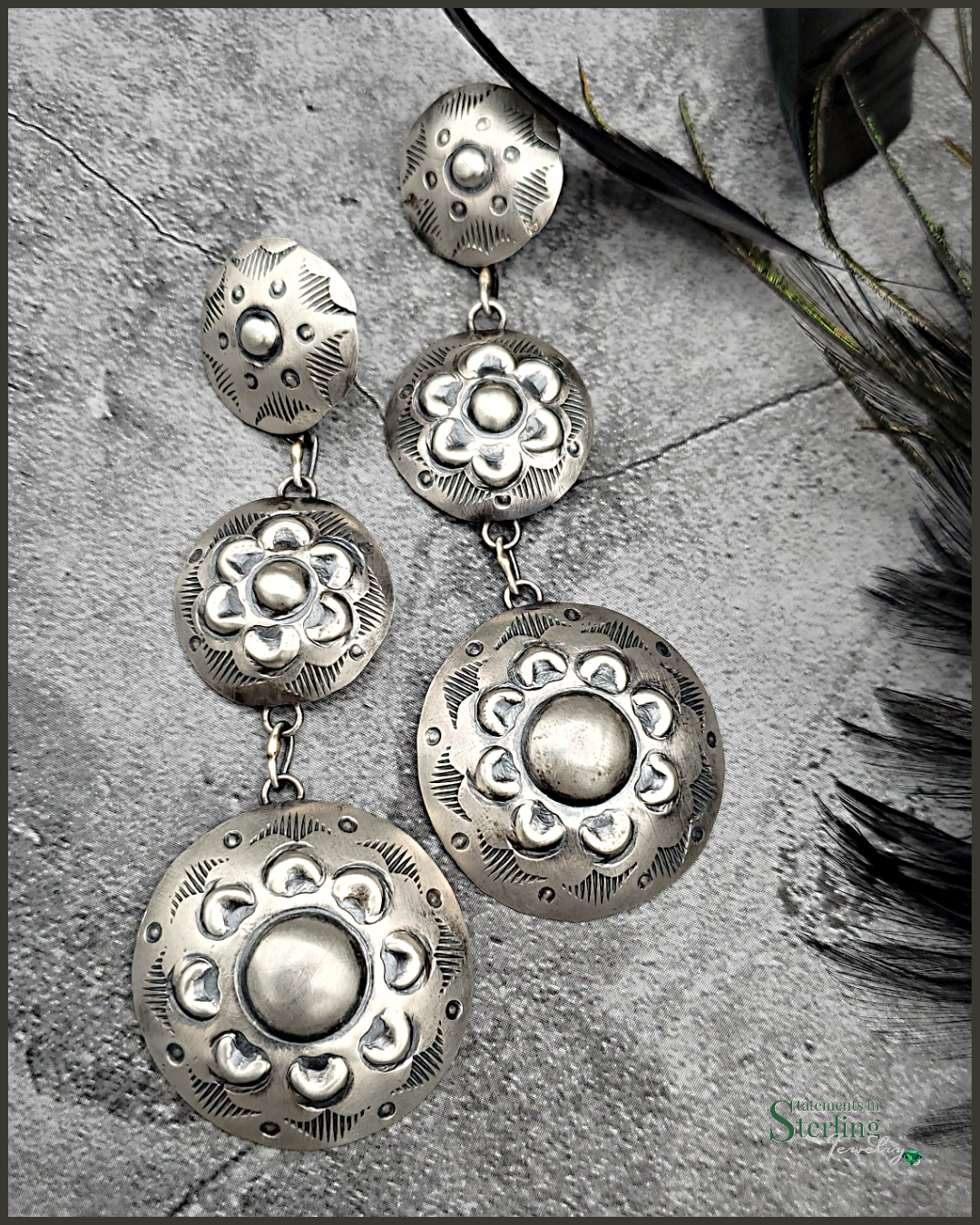 Rare spiral Miao earrings - Ethnic Jewelry | SERES Collection